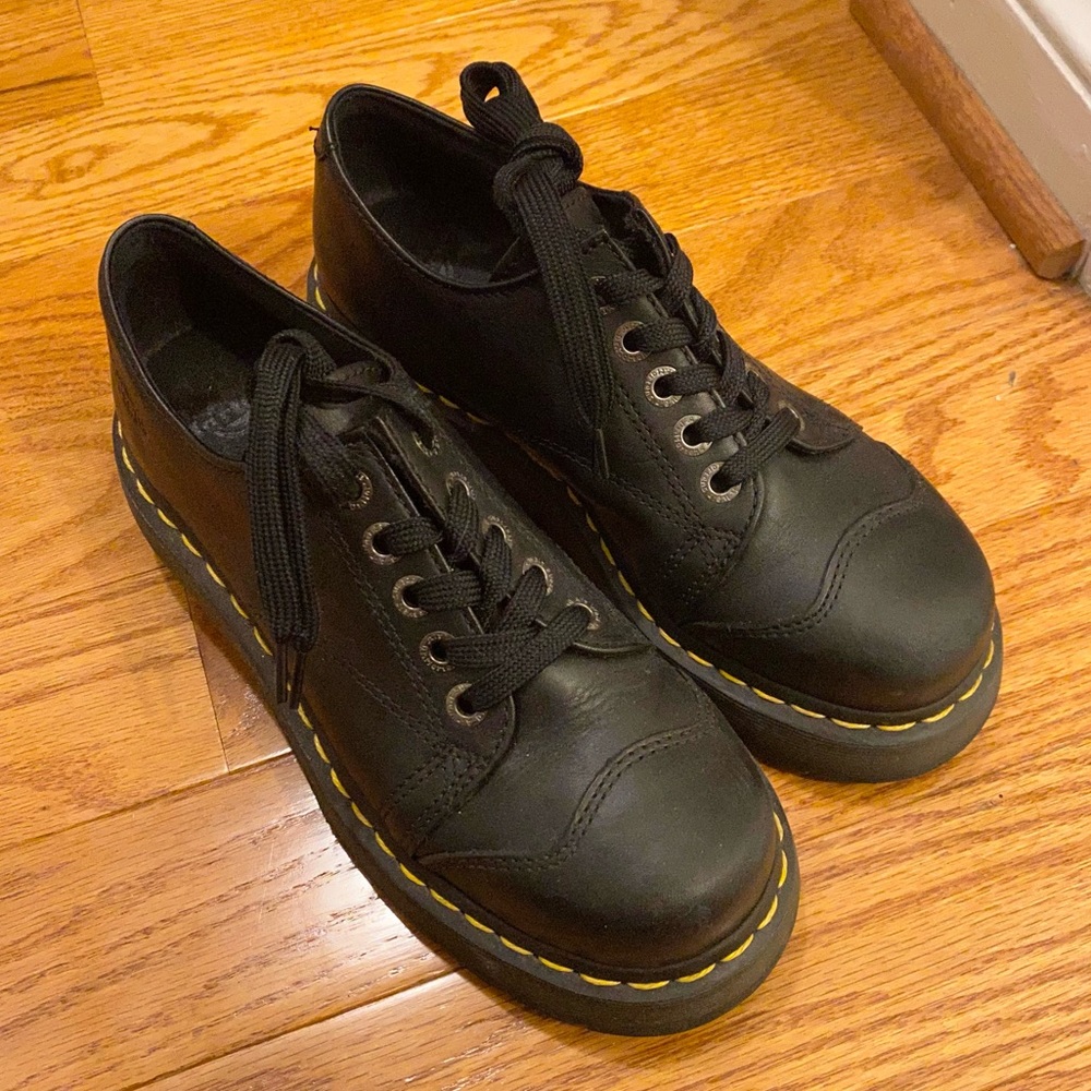 Late 90s/early 2000s vtg Dr Martens 8651 oxfords